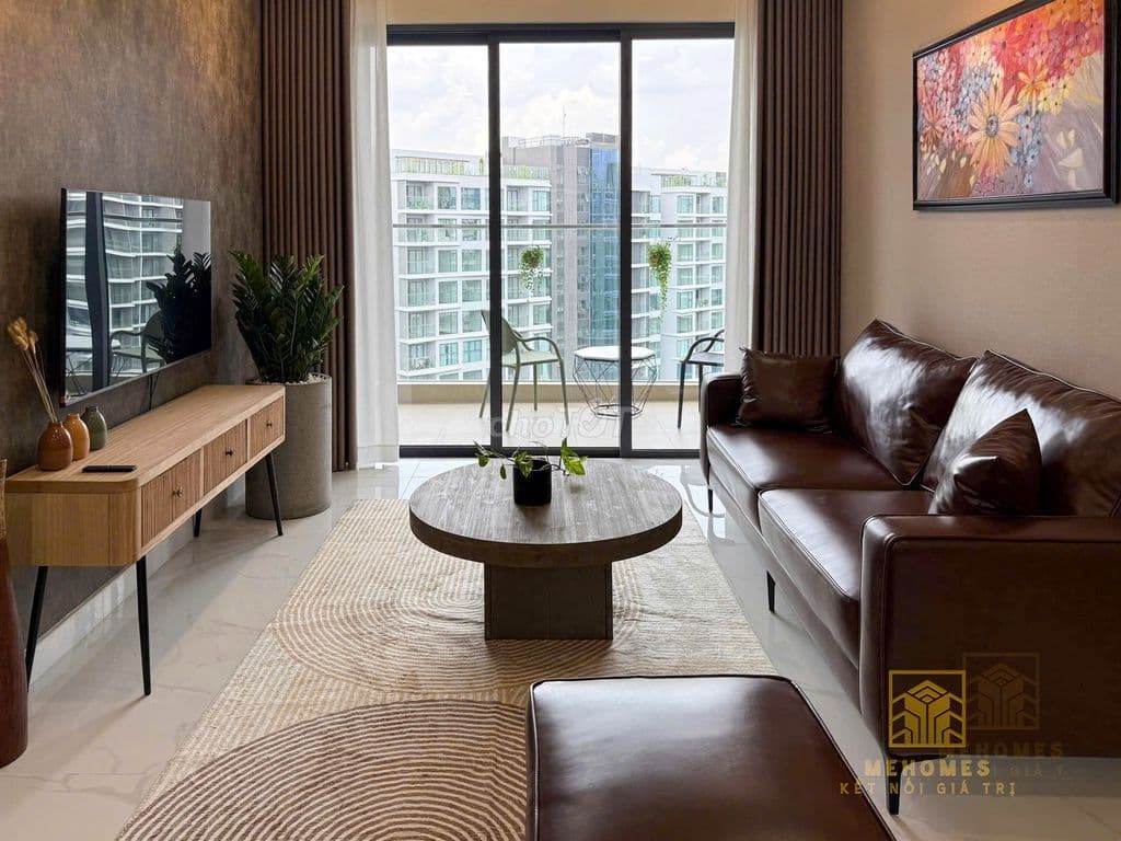 🍀căn hộ siêu đẹp, View hồ bơi, 3pn 3wc, 2 ban công, Full nt cao cấp