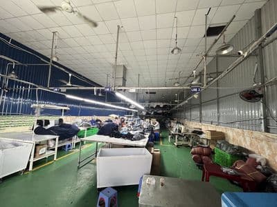 CHO THUÊ XƯỞNG 300M GẦN CHỢ THÔNG DỤNG AN PHÚ THUẬN AN CÓ NỀN EPOXY