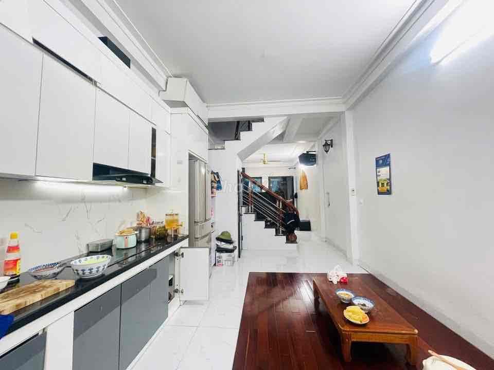 Nhà Kim Giang, ngõ thông, lô góc, gần ôtô, không QH, sổ nở hậu, DT 33m - Ảnh 3