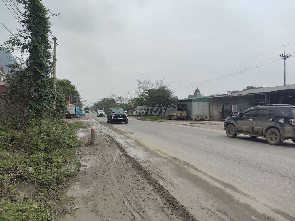 Bán đất kinh doanh 2 mặt tiền QL 21A