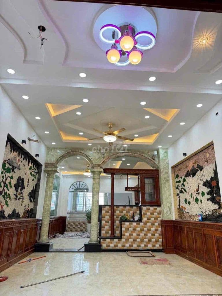 Giảm 1.3 tỷ bán gấp nhà 4.5m x 31m 3 tầng mặt tiền Nguyễn Ảnh Thủ Q12 - Ảnh 3