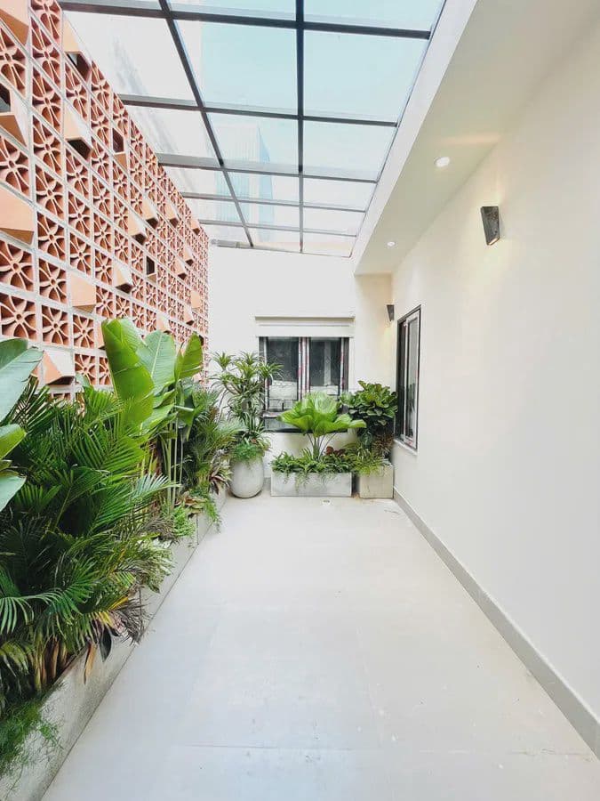 LÒ ĐÚC CỰC HIẾM - TẬP THỂ PENTHOUSE - Ảnh 2