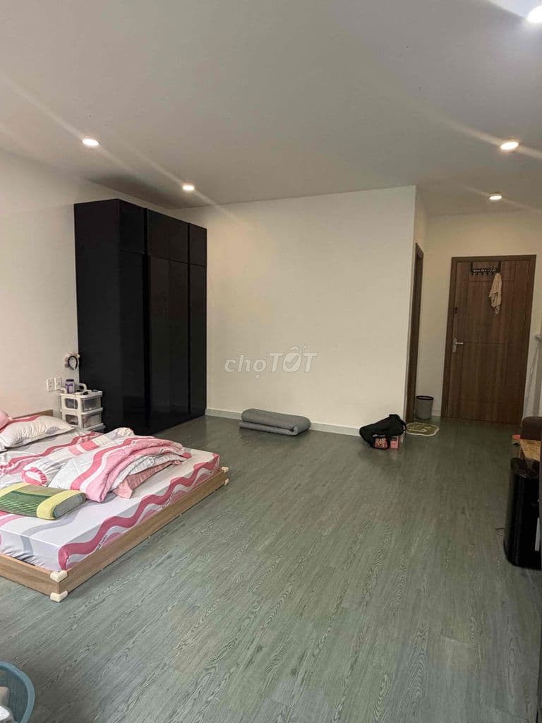 Sang lại hợp đồng!