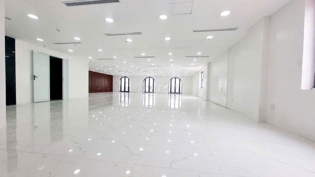 CHO THUÊ MẶT BẰNG KINH DOANH 340M2 TẠI PHỐ TÔN ĐỨC THÁNG, ĐỐNG ĐA - Ảnh 2