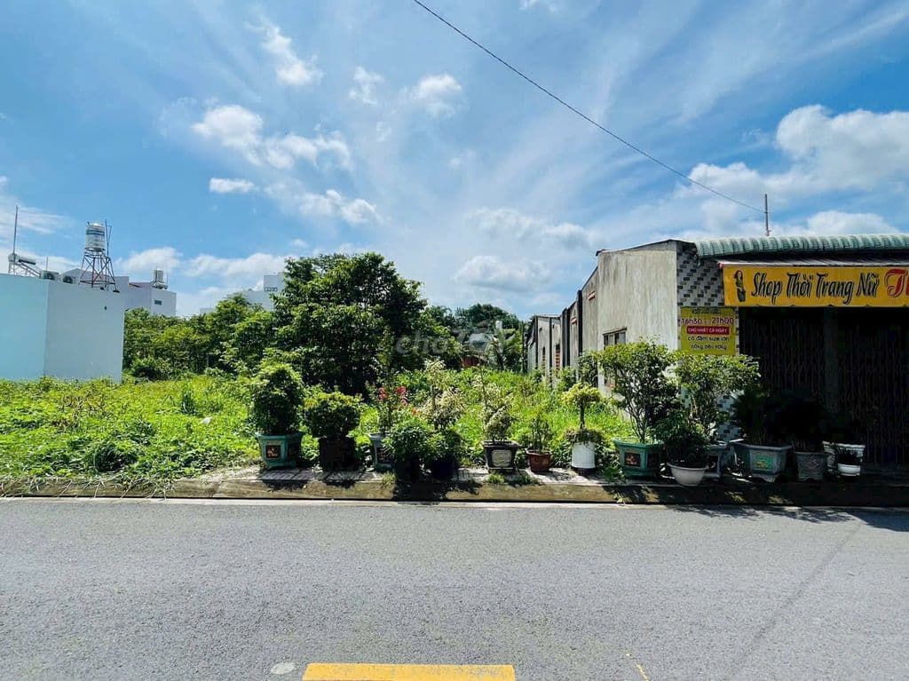 Cần bán gấp lô đất ngay cầu vượt củ chi 550tr/173m2