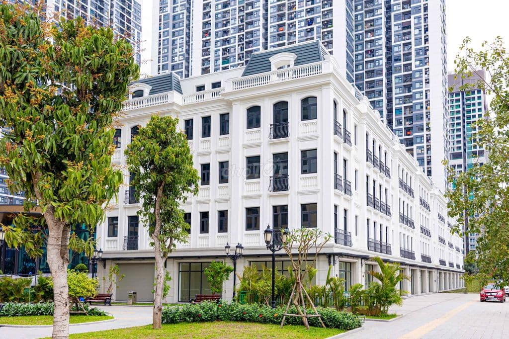 Shop chân đế Vinhomes Smartcity - Ảnh 3