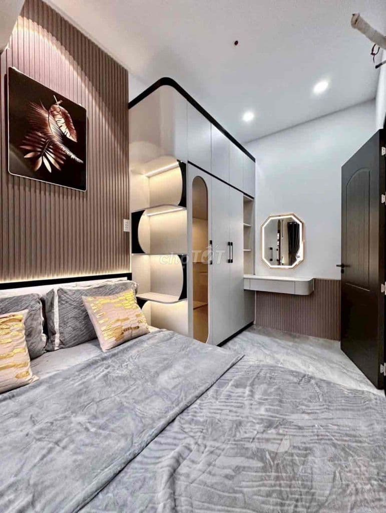 Hẻm 6m Thành Thái quan 10, ngang 5x10m 2 Lầu