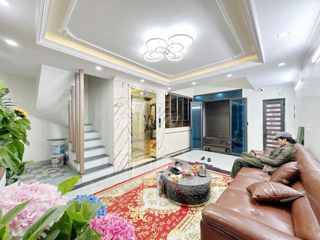 Siêu phẩm Nguyễn Cao