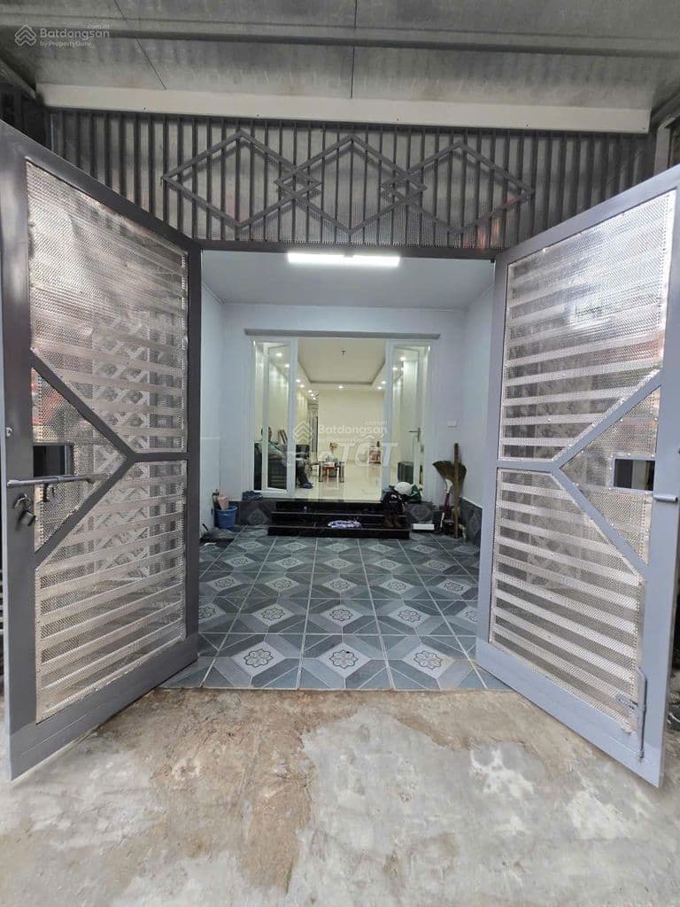 Cho thuê nhà T1: diện tích 85m2, D2 phố Tây Kết,Hai Bà trưng,HN - Ảnh 2