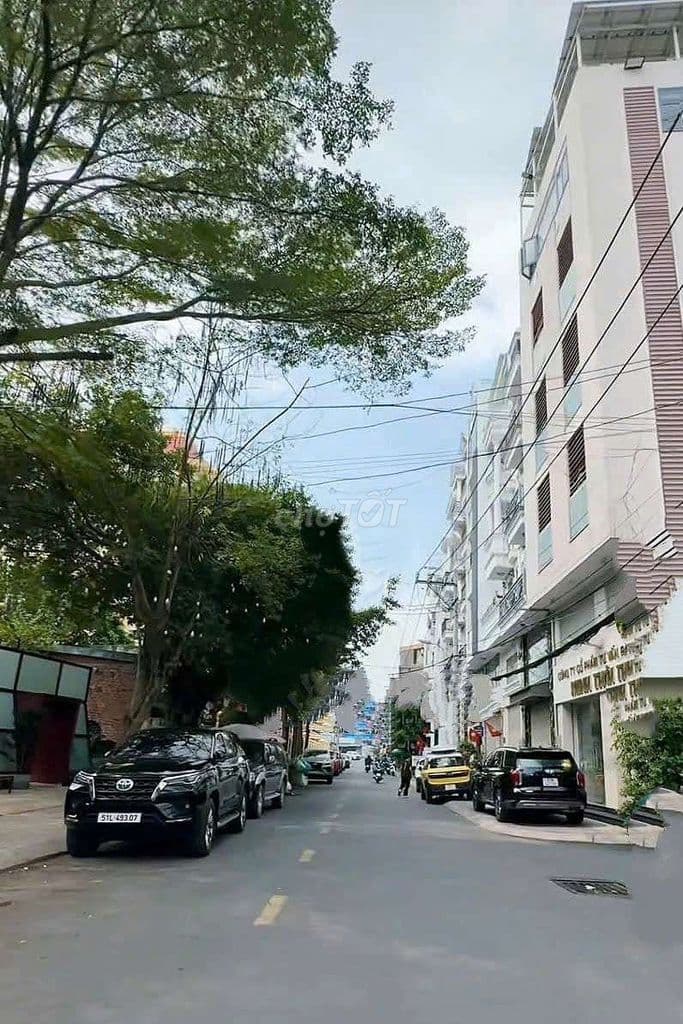 Nhà mặt tiền kinh doanh, 61m2 vị trí Vip Dương Quảng Hàm, Gò Vấp