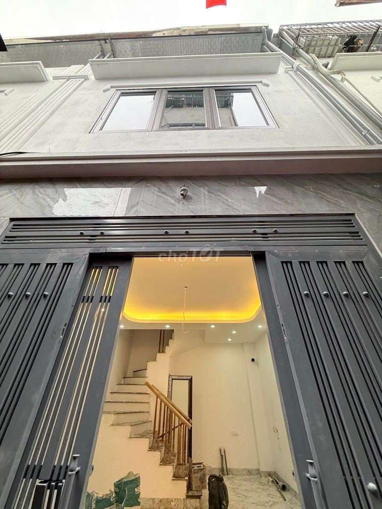 Tân khai - nhà mới cứng - ở ngay - gần phố - giá chỉ 3.5 tỷ
