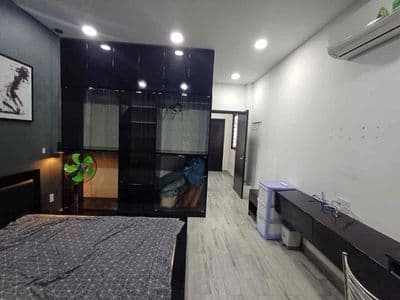 Nhà 3 tầng, hẻm xe hơi, đường 12m gần sông mát mẻ
