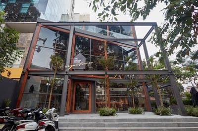 Cho thuê góc 2 mặt tiền siêu phẩm trung tâm q3