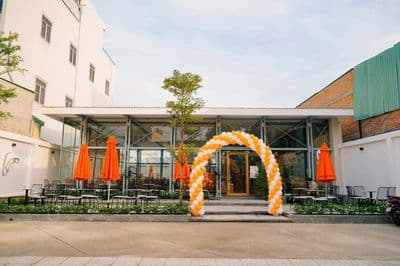 Cho thuê mặt tiền lớn p. bến ngé trung tâm q1