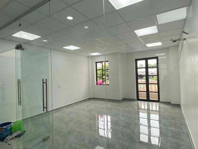 Nhà mới xây có thang máy CITYLAND PARK HILLS P10