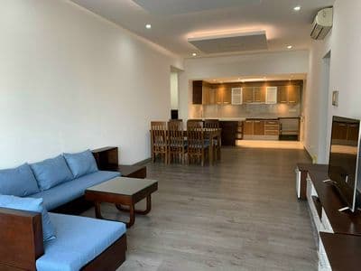Bán 3 phòng ngủ, view thoáng mát, nội thất cao cấp giá chỉ 12.5 tỷ/căn