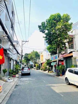 Giá tốt mtnb đ. 15m khu p. tân thành ( dt 6x28m . cấp 4 ) lh ngay