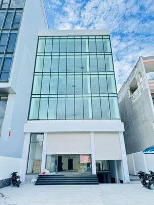 Cho thuê toà nhà mới xây đường nguyễn bỉnh khiêm trung tâm q1
