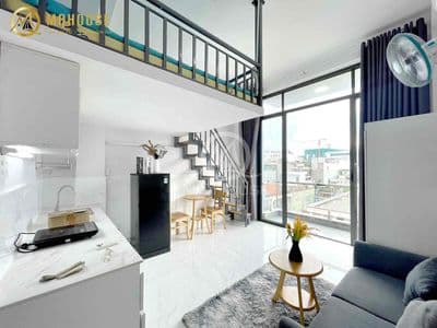 Căn hộ duplex ban công nội thất xịn ngay nhất chi mai - cộng hoà