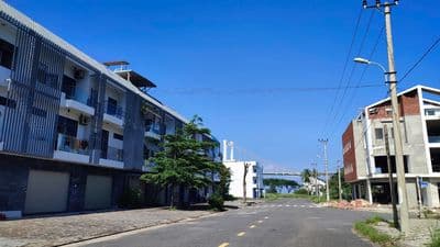 Bán nhà Ba mặt tiền 3 tầg 6x20m, Phạm Huy Thông gần sông Hàn, Đà Nẵng