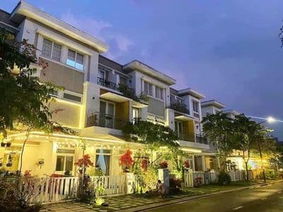 Nhà phố Lovera park khang điền. DT:5x15m, giá 7.2tỷ, sổ hồng riêng.