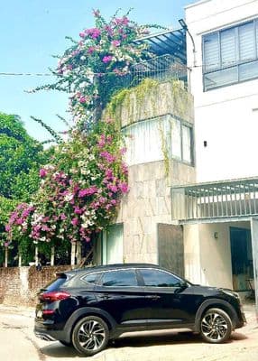 Cần bán nhà cự khối long biên hà nội.