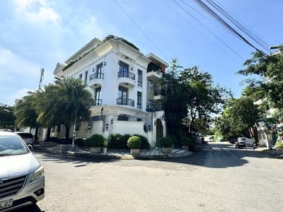 Lô Biệt thự Góc ven sông Đặng Thùy Trâm DT 233m bán 30,5 tỷ
