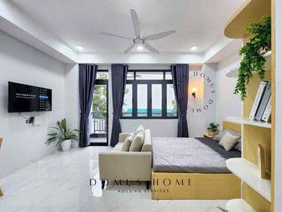 Căn hộ ban công 40m2 ngã tư Hàng Xanh gần cầu Thị Nghè giáp Q1