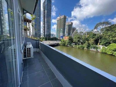 Cho Thuê Căn Hộ_Ban Công _View Sông_Ngay Bờ Kè_Thuận Tiện Qua Q1,2,.