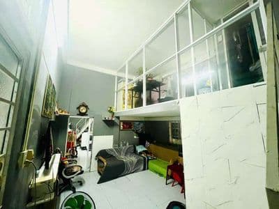 Nhà 430 triệu. Thanh toán 150 triệu ,còn 280 triệu góp 20 năm