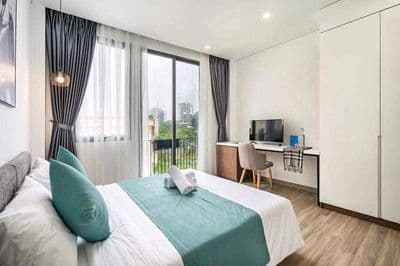 Căn hộ ban công 38m2 ngay gần khu ẩm thực Phan Xích Long giáp Quận 1,3