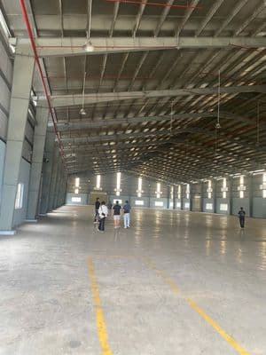 Bán nhà xưởng mỹ hạnh bắc Long An dt 6800m giá 45 tỷ