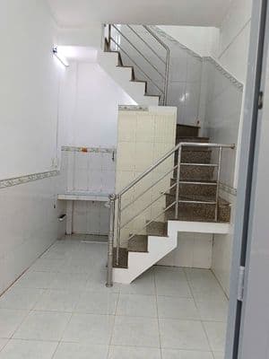 Cần tiền bán nhà p16 q8