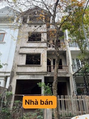CẦN BÁN NHÀ BIỆT THỰ LIỀN KỀ THẠCH BÀN LONG BIÊN HÀ NỘI.