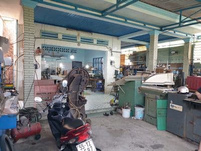 Nhà kho DT 220m2 (8.2x28) hẻm xe hơi, gần Song Hành chợ đầu mối H-Môn
