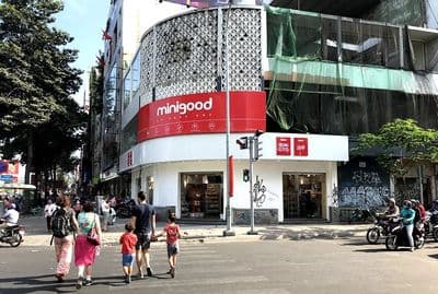 Cho thuê nhà GÓC 2MT đường Nguyễn Thái Học, Quận 1. DT: 10x30m.