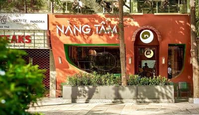 Cho thuê nhà mặt tiền số 49 Nguyễn Huệ, Quận 1, DT: 8x26.5m