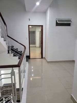Nhà đẹp View kênh thoáng mát đường lớn 20m , KDC Phú Lợi P7 Q8