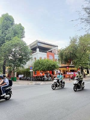 Cho thuê GÓC 2MT Võ Văn Tần phù hợp làm nhà hàng, cà phê, showroom