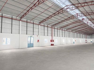 Cho thuê xưởng tp Vĩnh Long dt 2200 giá 165 tr
