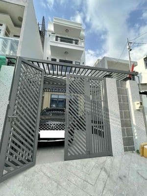 Nhà Phố Hiện Đại - Xây ở tâm huyết - Đường trước nhà 8m Huỳnh Tấn Phát