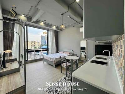 Studio ban công full nội thất - view siêu thoáng ngay etown cộng hoà