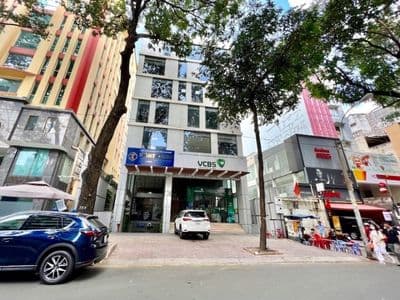 Cho thuê nhà mặt tiền Đường Phạm Ngọc Thạch, Phường 6, Quận 3.
