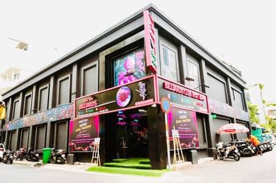 Cho thuê nhà mặt tiền Huỳnh Khương Ninh, Quận 1.