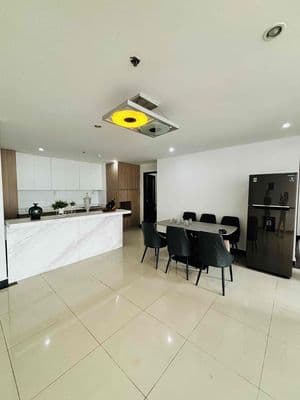 BÁN CC GIAI VIỆT DUPLEX THÔNG TẦNG 230M2 - SHR