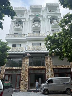 CẦN BÁN NHÀ SÀI ĐỒNG LONG BIÊN HÀ NỘI.