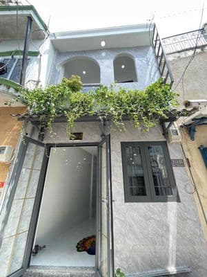 căn nhà sát ngã năm Quang trung 2pn2wc