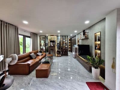 Nhà 52m2. 3 phòng ngủ gần công viên