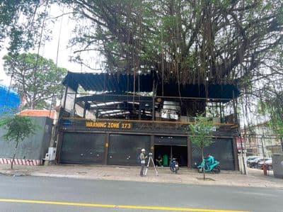 Mặt tiền hai bà trưng 16m x 20m trệt lầu trống