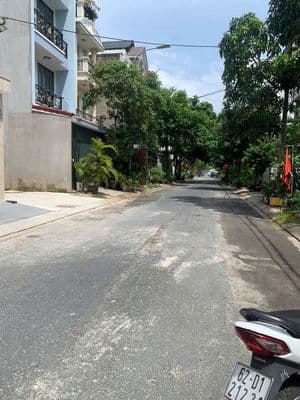 Lô đất shr funl thổ cư xây dựng ngây gần cv chợ đêm giáp gò vấp